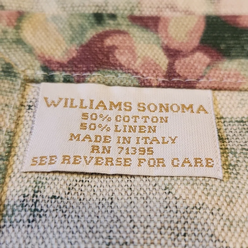 William Sonoma Table Runner Green Grapes Made in Italy 14x90